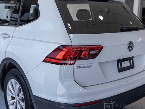 Used 2019 Volkswagen Tiguan S w/ Driver Assistance Package image 15