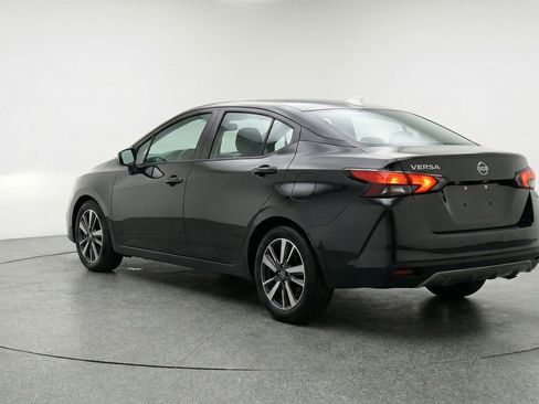 Used 2025 Nissan Versa SV image 6