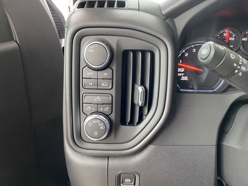 Used 2025 Chevrolet Silverado 1500 W/T w/ WT Value Package image 18