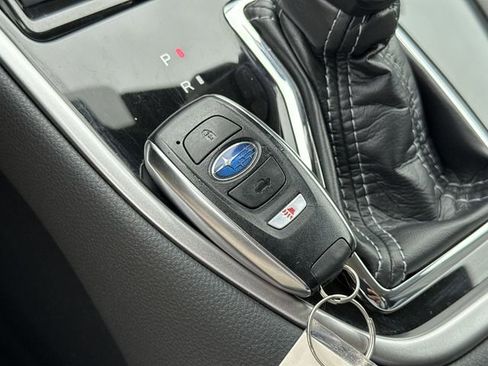 Used 2025 Subaru Outback Premium image 27