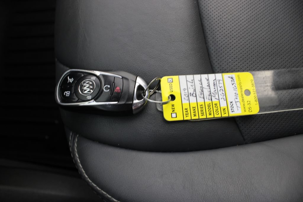 Used 2019 Buick Enclave Essence FWD image 7