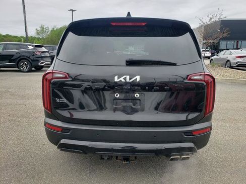 Certified 2022 Kia Telluride EX w/ EX Premium Package AWD/4WD image 5