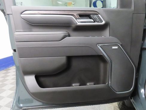 Used 2025 Chevrolet Silverado 2500 LTZ w/ Trail Boss Package image 57