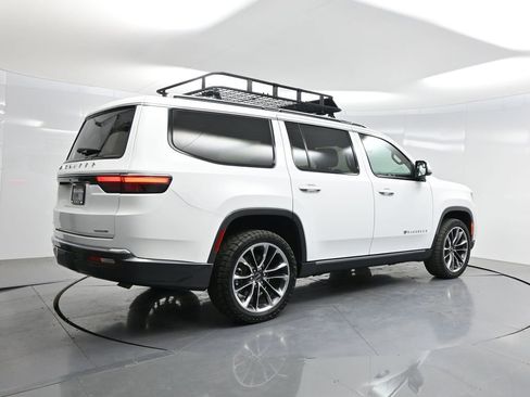 Used 2022 Jeep Wagoneer Series III w/ Premium Group I image 44