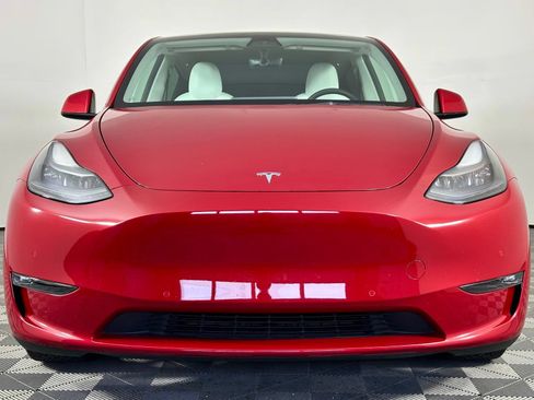 Used 2022 Tesla Model Y Performance AWD/4WD image 19