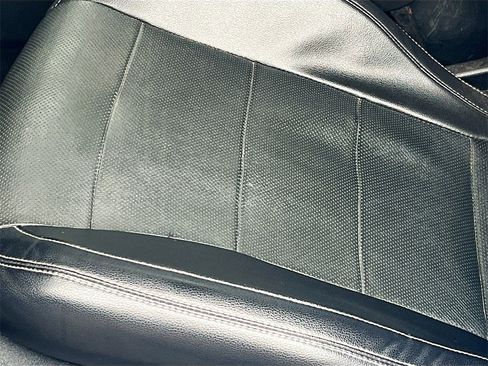 Used 2022 Ford Mustang GT Premium image 19