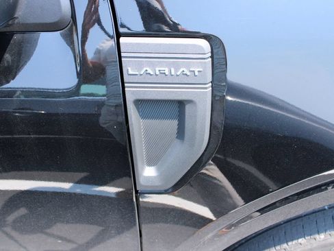 Used 2024 Ford Maverick Lariat FWD image 4