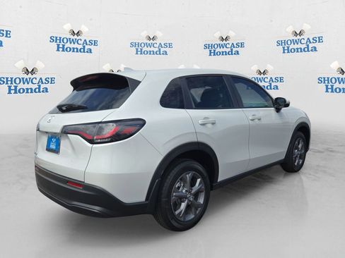New 2026 Honda HR-V LX image 3