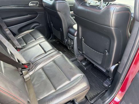 Used 2018 Jeep Grand Cherokee Trailhawk w/ Trailhawk Luxury Group image 30