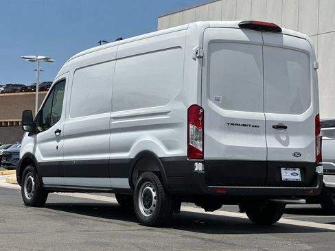 New 2026 Ford Transit 250 148 Medium Roof RWD image 5