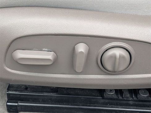 Used 2024 Chevrolet Malibu LT image 20