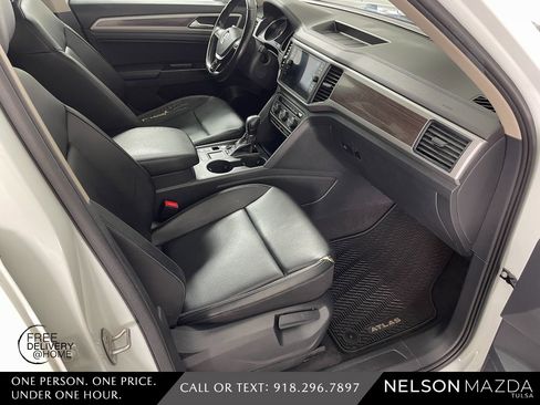 Used 2019 Volkswagen Atlas SE image 54
