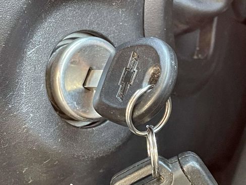 Used 2020 Chevrolet Silverado 1500 Custom w/ Custom Value Package image 26