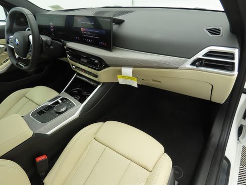 New 2026 BMW 330i Sedan w/ Premium Package image 17