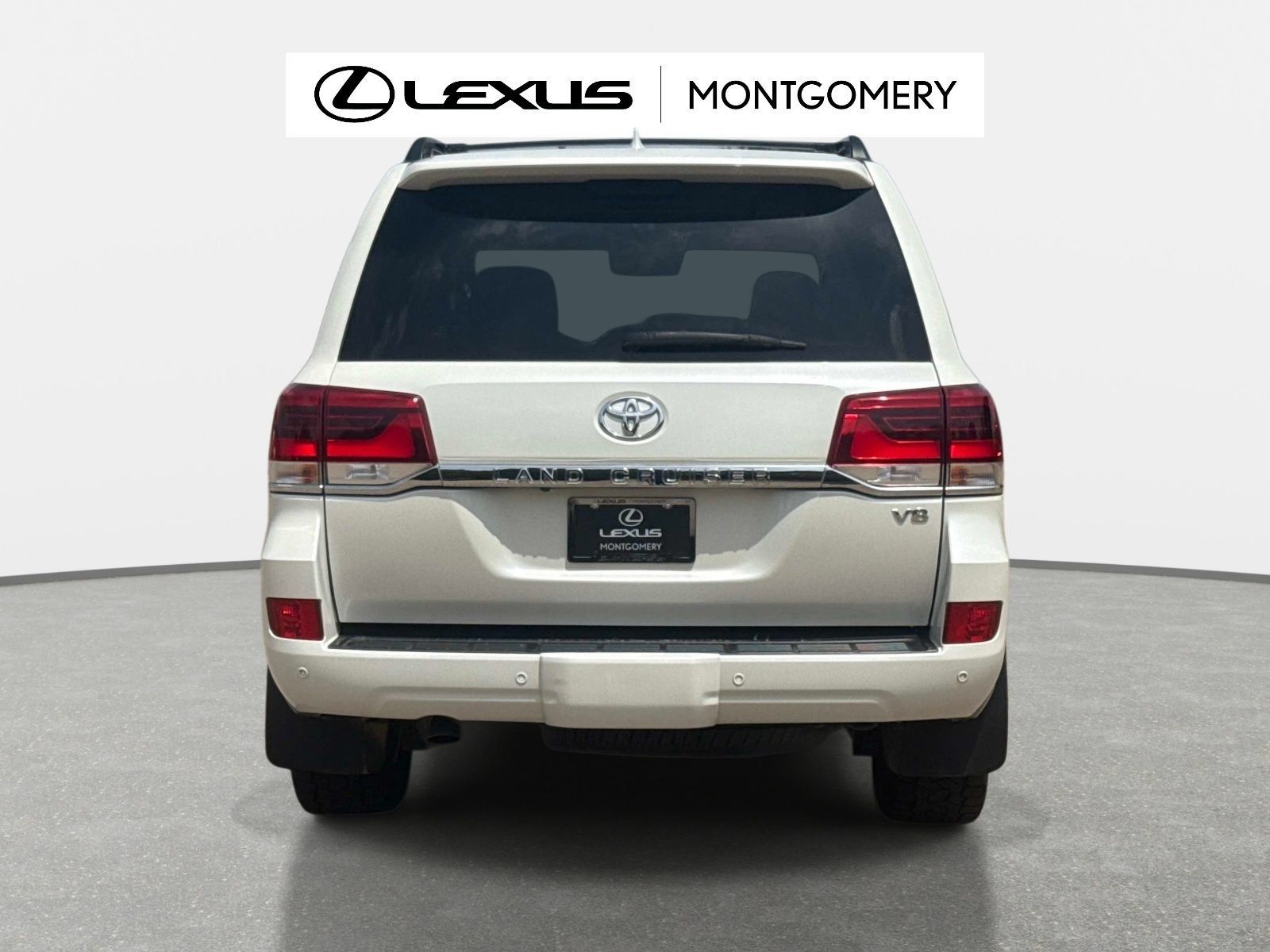 Used 2018 Toyota Land Cruiser AWD/4WD image 4