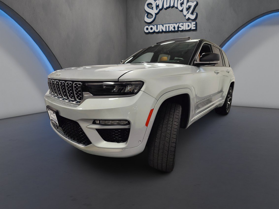 Used 2024 Jeep Grand Cherokee Summit AWD/4WD image 8
