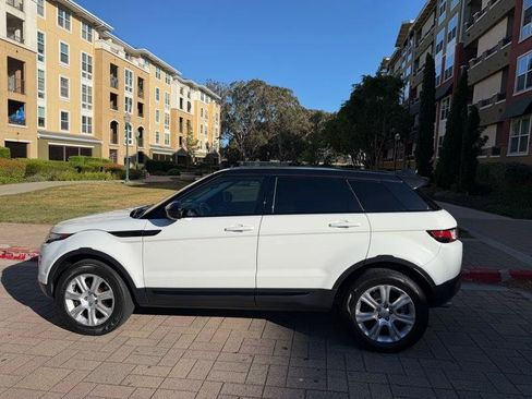 Used 2017 Land Rover Range Rover Evoque SE Premium AWD/4WD image 12