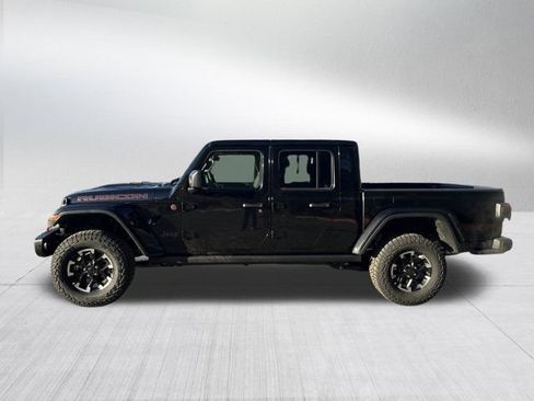 New 2026 Jeep Gladiator Rubicon w/ Technology Group AWD/4WD image 8