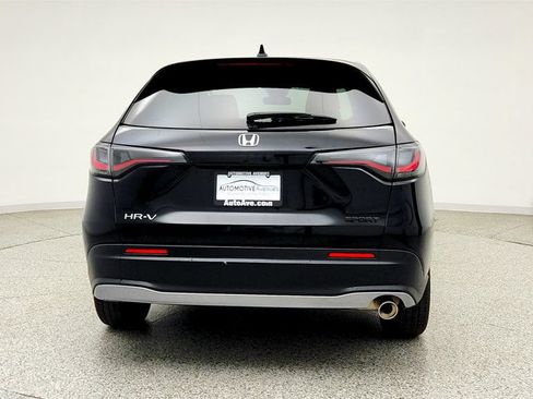Used 2025 Honda HR-V Sport image 6
