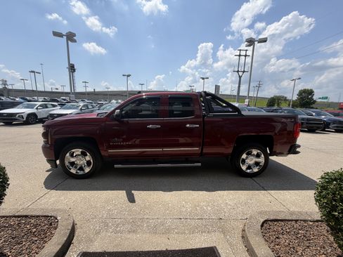 Used 2017 Chevrolet Silverado 1500 LTZ Z71 AWD/4WD image 13