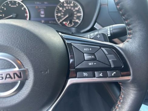Used 2019 Nissan Altima 2.5 SR FWD image 25
