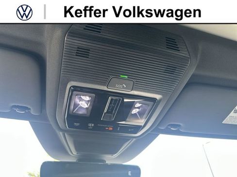 New 2026 Volkswagen GTI SE FWD image 25