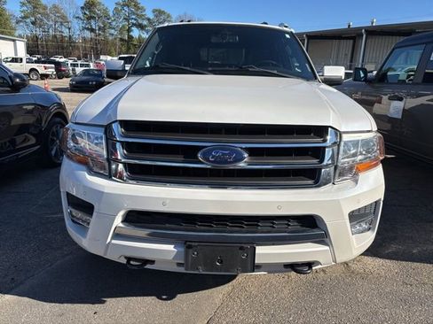 Used 2017 Ford Expedition Limited w/ Equipment Group 301A image 2