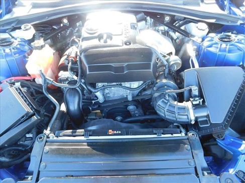 Used 2020 Chevrolet Camaro LT w/ Technology Package image 22