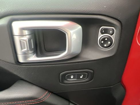 Used 2020 Jeep Wrangler Unlimited Rubicon w/ LED Lighting Group AWD/4WD image 21