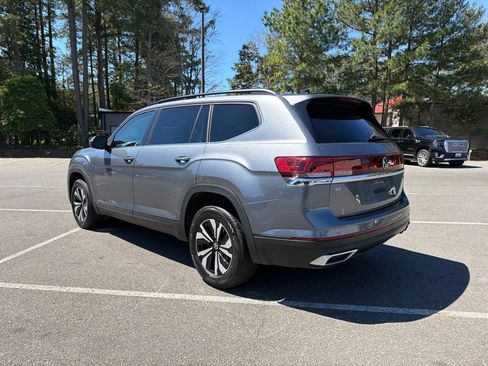 Used 2025 Volkswagen Atlas SE AWD/4WD image 7