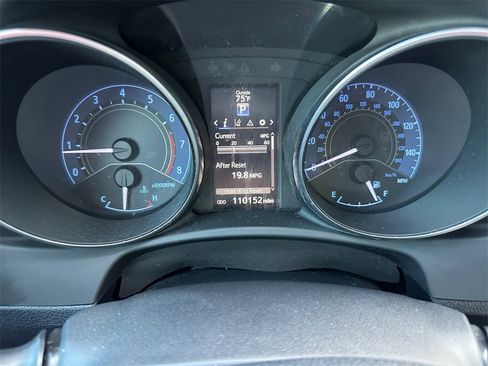 Used 2017 Toyota Corolla iM image 12