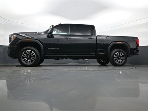 Certified 2023 GMC Sierra 2500 AT4 w/ AT4 Preferred Package image 29