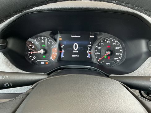 Used 2023 Jeep Compass Latitude image 8