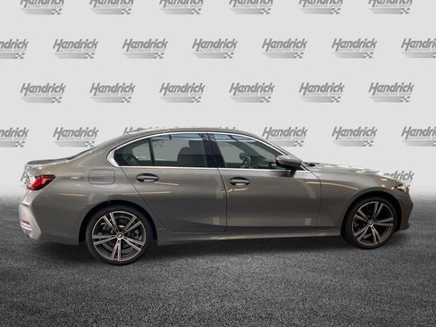 Used 2024 BMW 330i xDrive Sedan w/ Premium Package AWD/4WD image 11