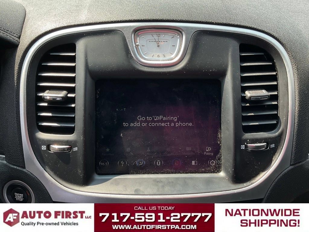Used 2019 Chrysler 300 Touring w/ Sport Appearance Package RWD image 17