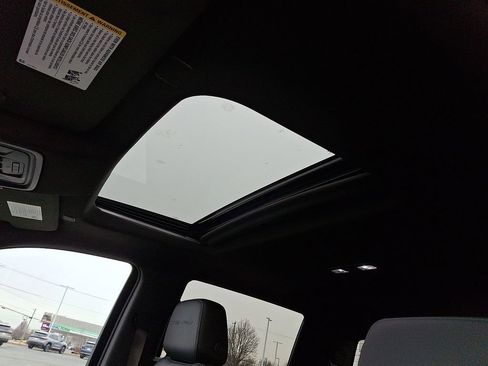 Used 2021 GMC Sierra 1500 Denali w/ Driver Alert Package II image 15