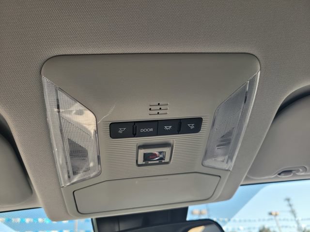 Used 2025 Toyota RAV4 LE FWD image 21