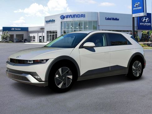 New 2026 Hyundai Ioniq 5 SEL image 2