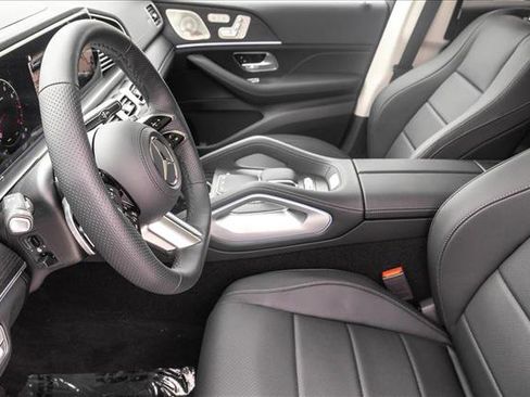 New 2026 Mercedes-Benz GLS 450 4MATIC image 11