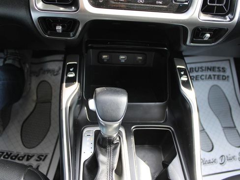 Used 2022 Kia Sorento S w/ Panoramic Sunroof Package image 22