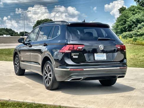 Used 2021 Volkswagen Tiguan S FWD image 5