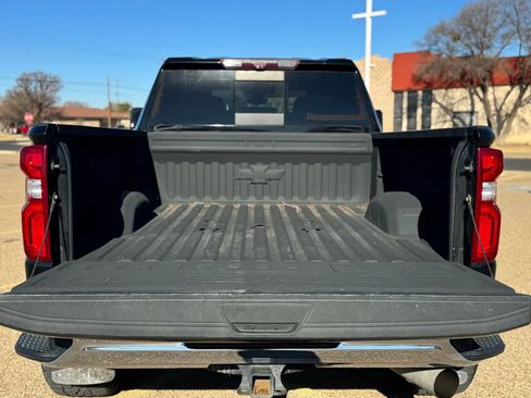 Used 2020 Chevrolet Silverado 2500 LTZ image 10