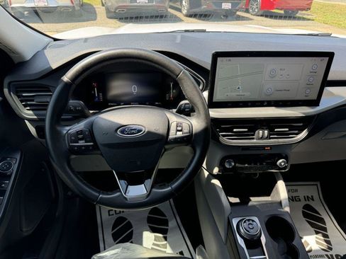 Used 2023 Ford Escape Active w/ Tech Pack #1 FWD image 15