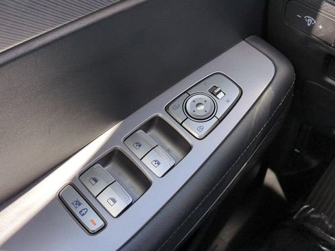 Certified 2025 Hyundai Palisade SEL FWD image 19