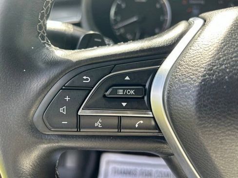 Used 2022 INFINITI QX50 Luxe FWD image 17