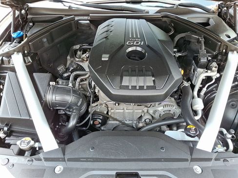 Used 2020 Genesis G70 2.0T image 31