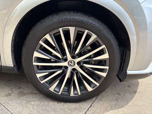 Used 2023 Lexus RX 350 Premium Plus w/ Cold Area Package FWD image 13