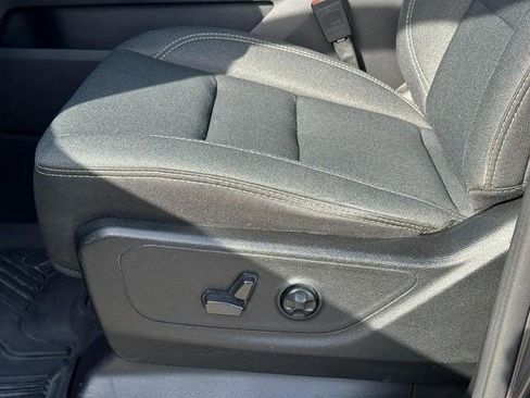 Used 2021 RAM 1500 Big Horn image 17