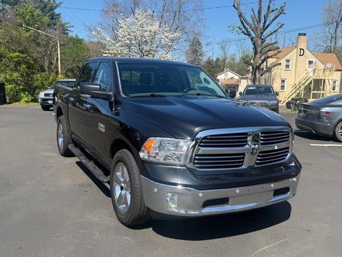 Used 2017 RAM 1500 Big Horn AWD/4WD image 2
