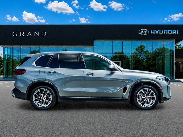 Used 2026 BMW X5 xDrive40i AWD/4WD image 7